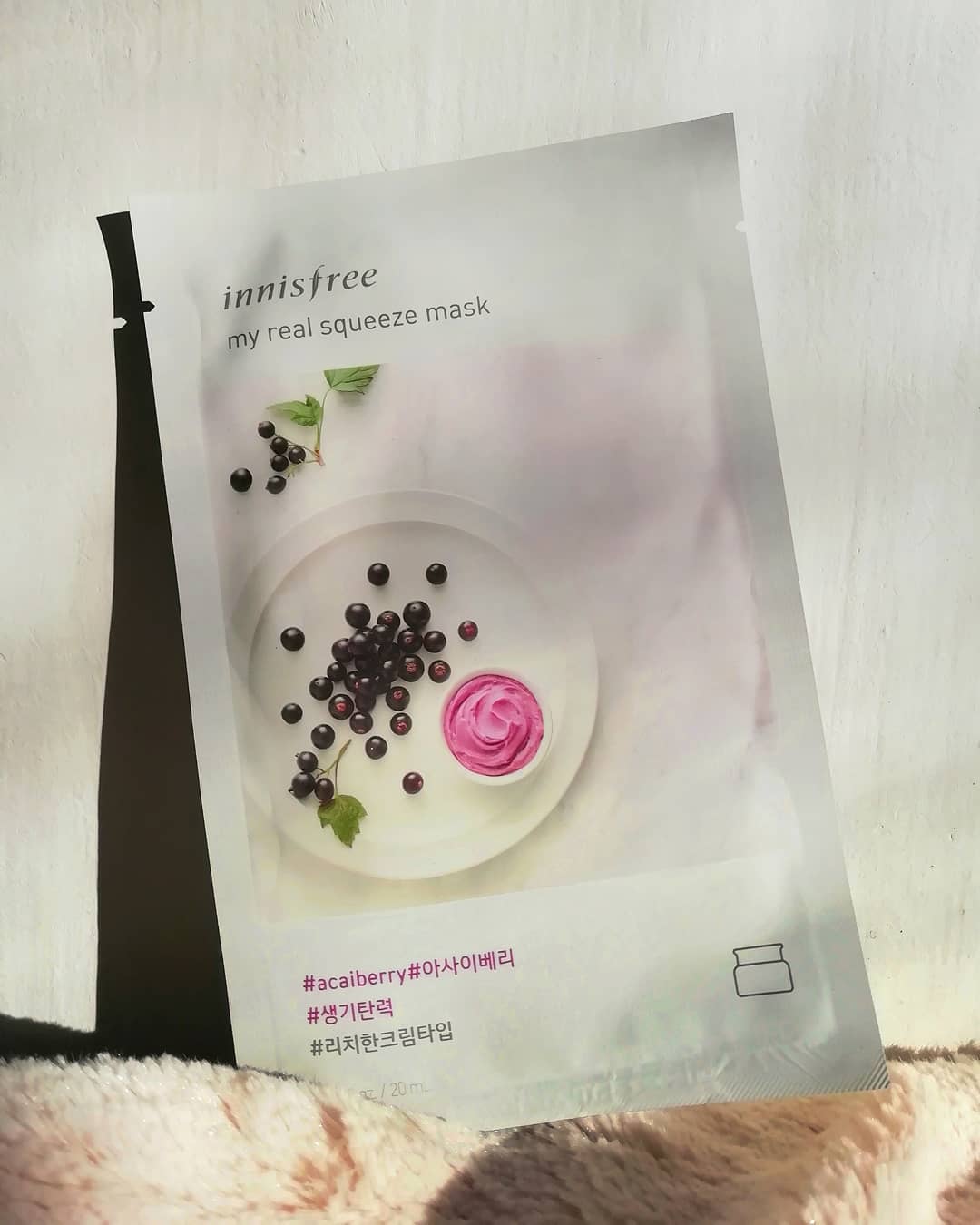 Innisfree My Real Squeeze Mask #Acaiberry 20ml มาส์กหน้าบำรุงผิว สูตรอาชาอีเบอร์รี่