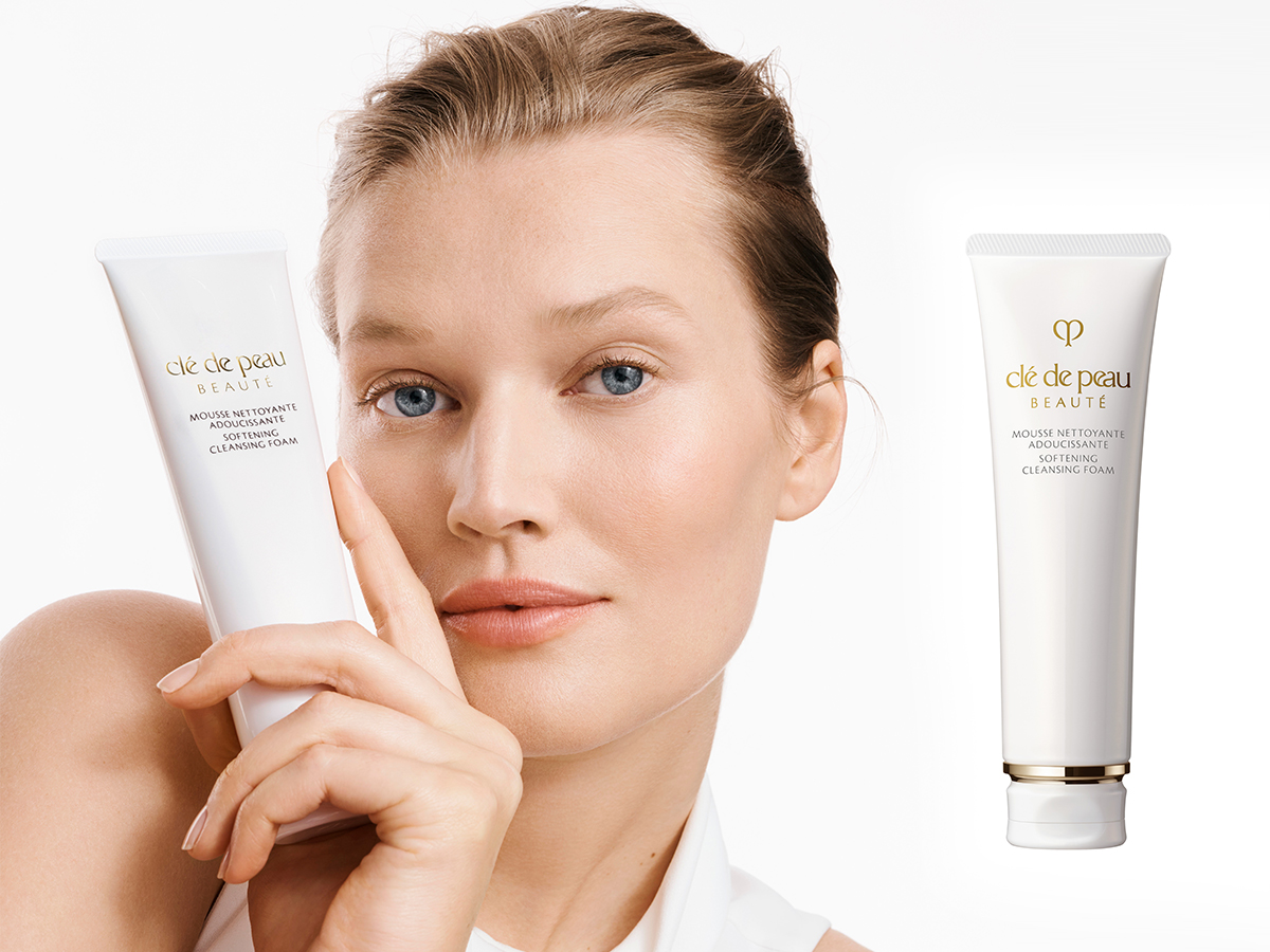 Cle De Peau Beaute Softening Cleansing Foam